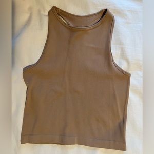 Light pink tank top.